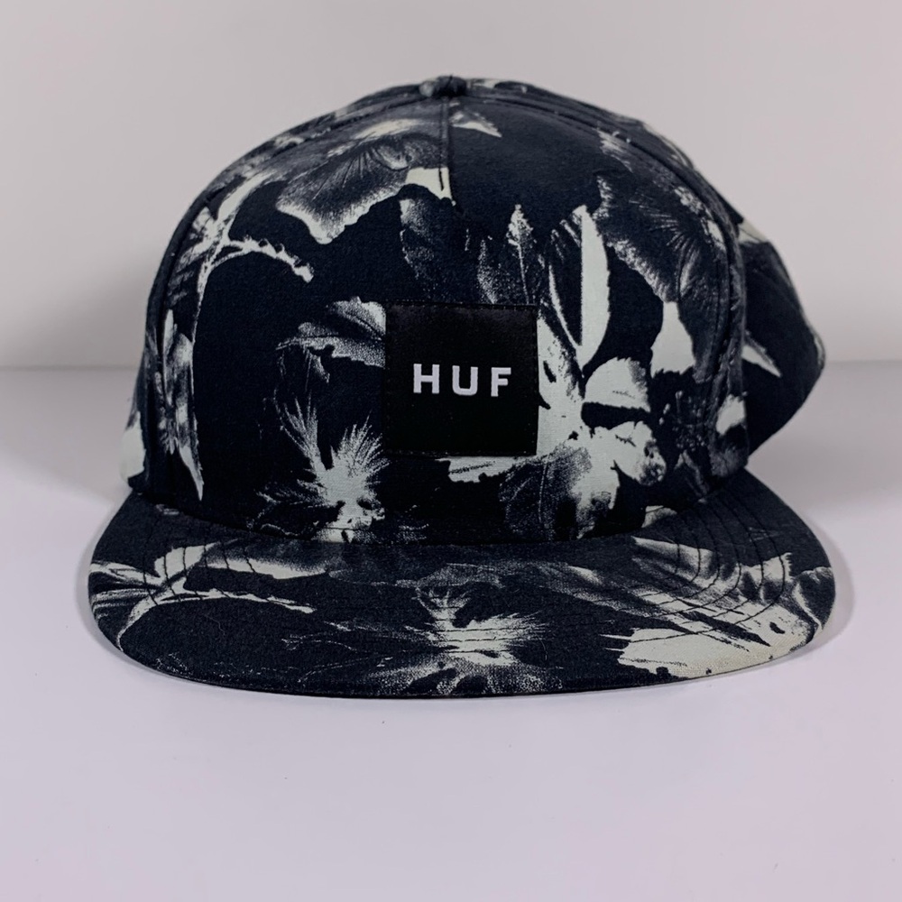 Huf floral all over print logo hat